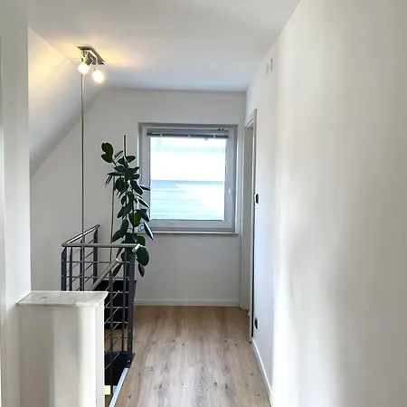 Casa de Férias Modernes & Zentral Gelegenes Mit Garten Und Parkplatz *