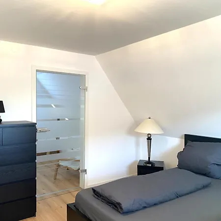 Modernes & Zentral Gelegenes Mit Garten Und Parkplatz *