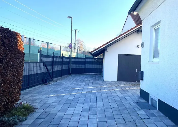 Modernes & Zentral Gelegenes Mit Garten Und Parkplatz Casa vacanze *